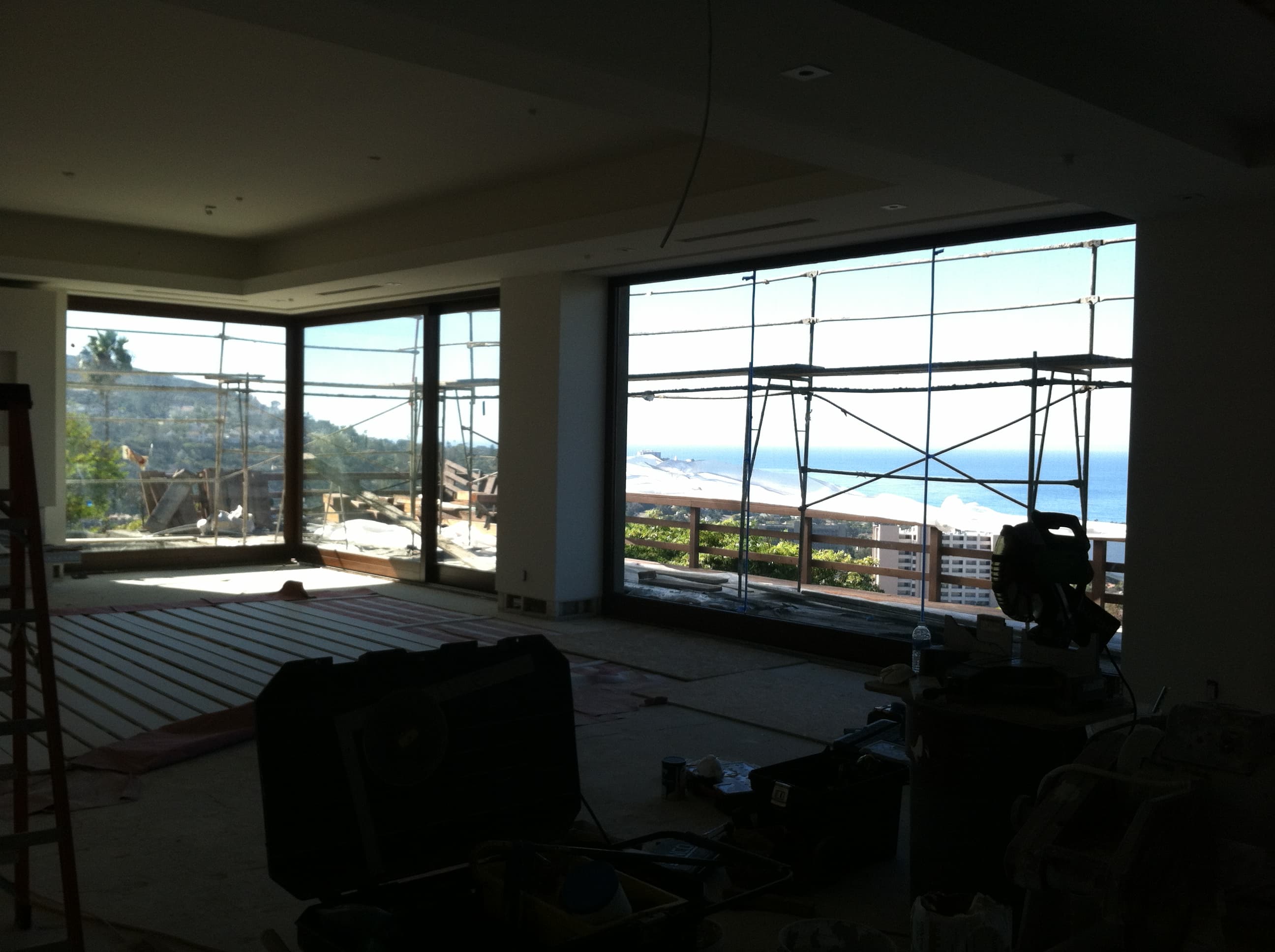 Window and door installation project photo 29