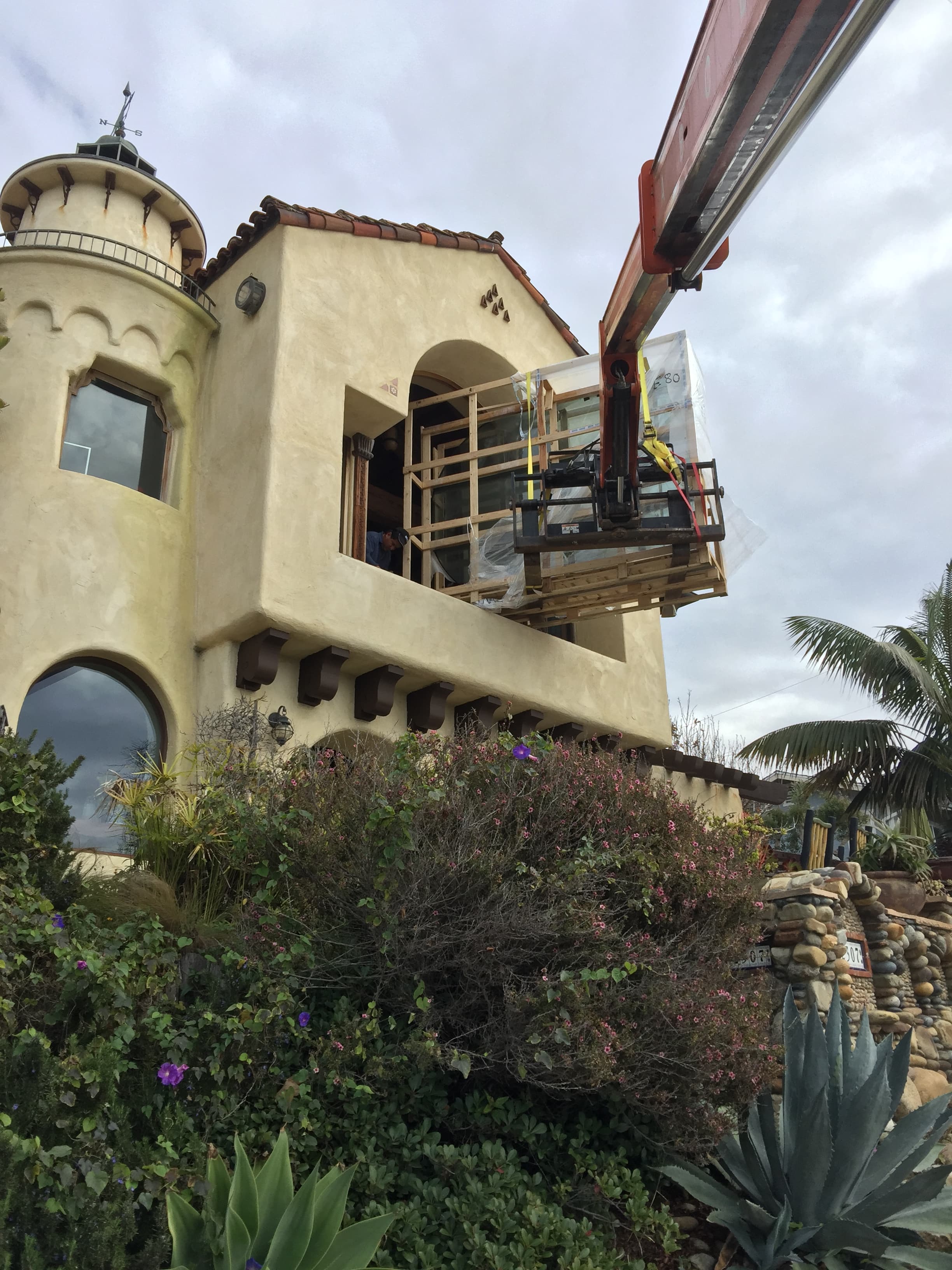 Window and door installation project photo 48